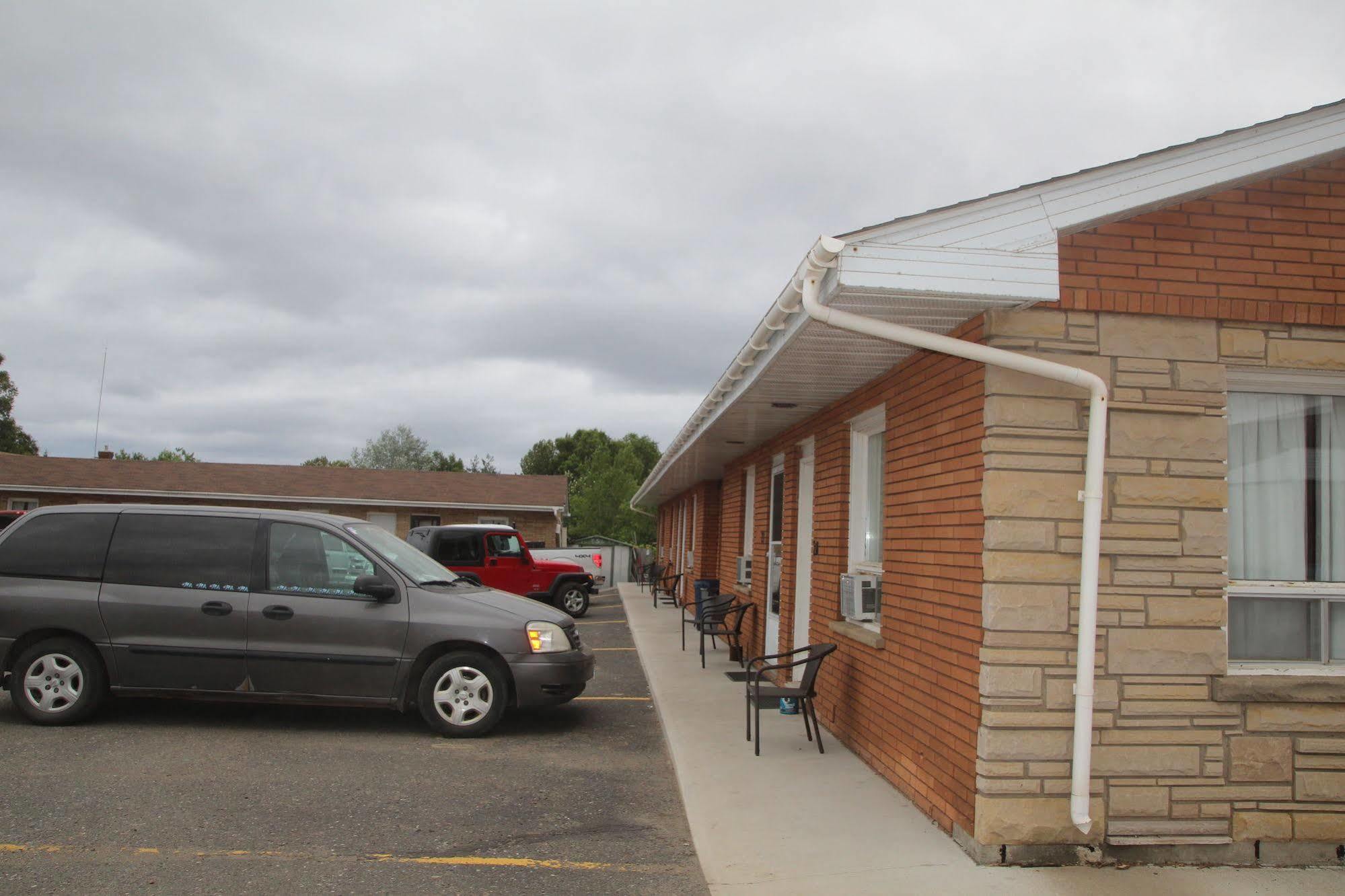 Lakehead Motel Thunder Bay Exterior foto